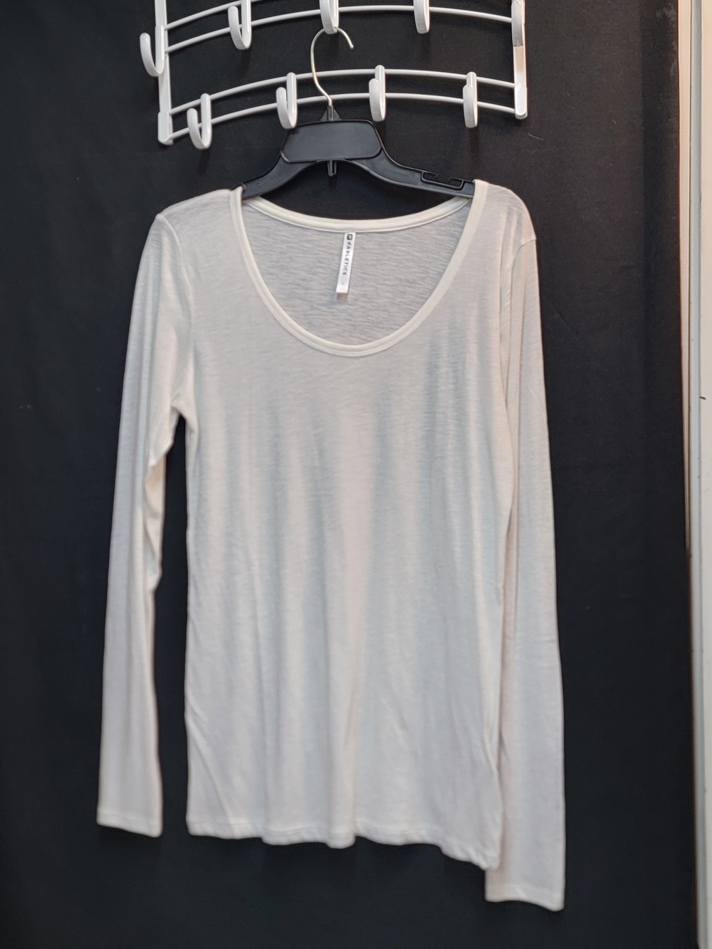 Fabletics Light Cream Long Sleeve Scoop Neck Tee